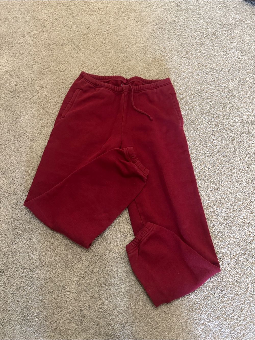 SKIMS BURGUNDY SWEATPANTS